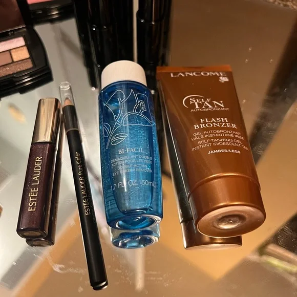 Lancôme & Estée Lauder Makeup Set - Picture 3 of 5